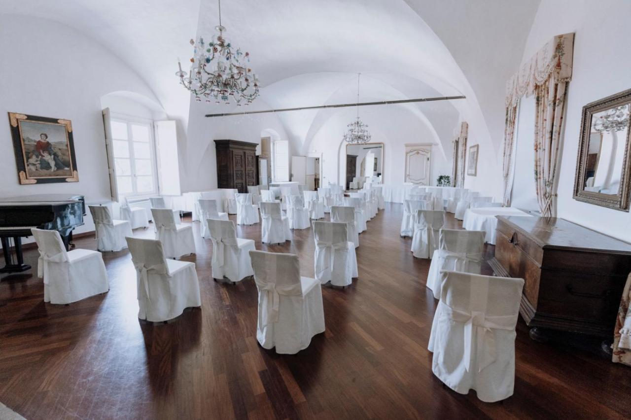 Castello Rosso Hotel Costigliole Saluzzo Ngoại thất bức ảnh