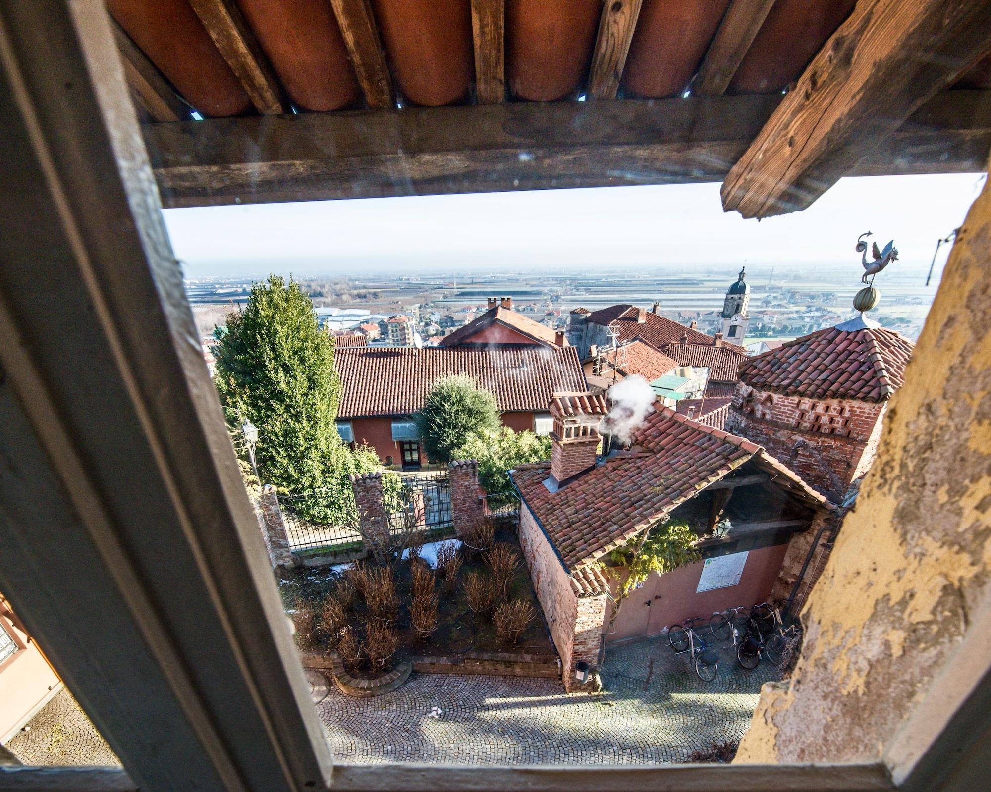 Castello Rosso Hotel Costigliole Saluzzo Ngoại thất bức ảnh