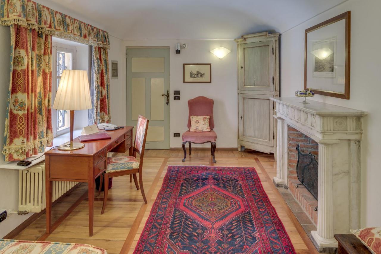 Castello Rosso Hotel Costigliole Saluzzo Ngoại thất bức ảnh