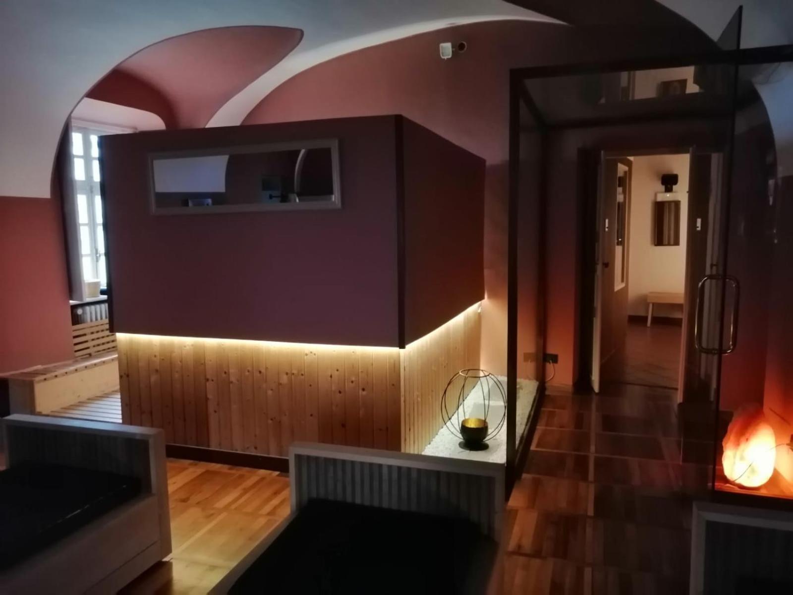 Castello Rosso Hotel Costigliole Saluzzo Ngoại thất bức ảnh