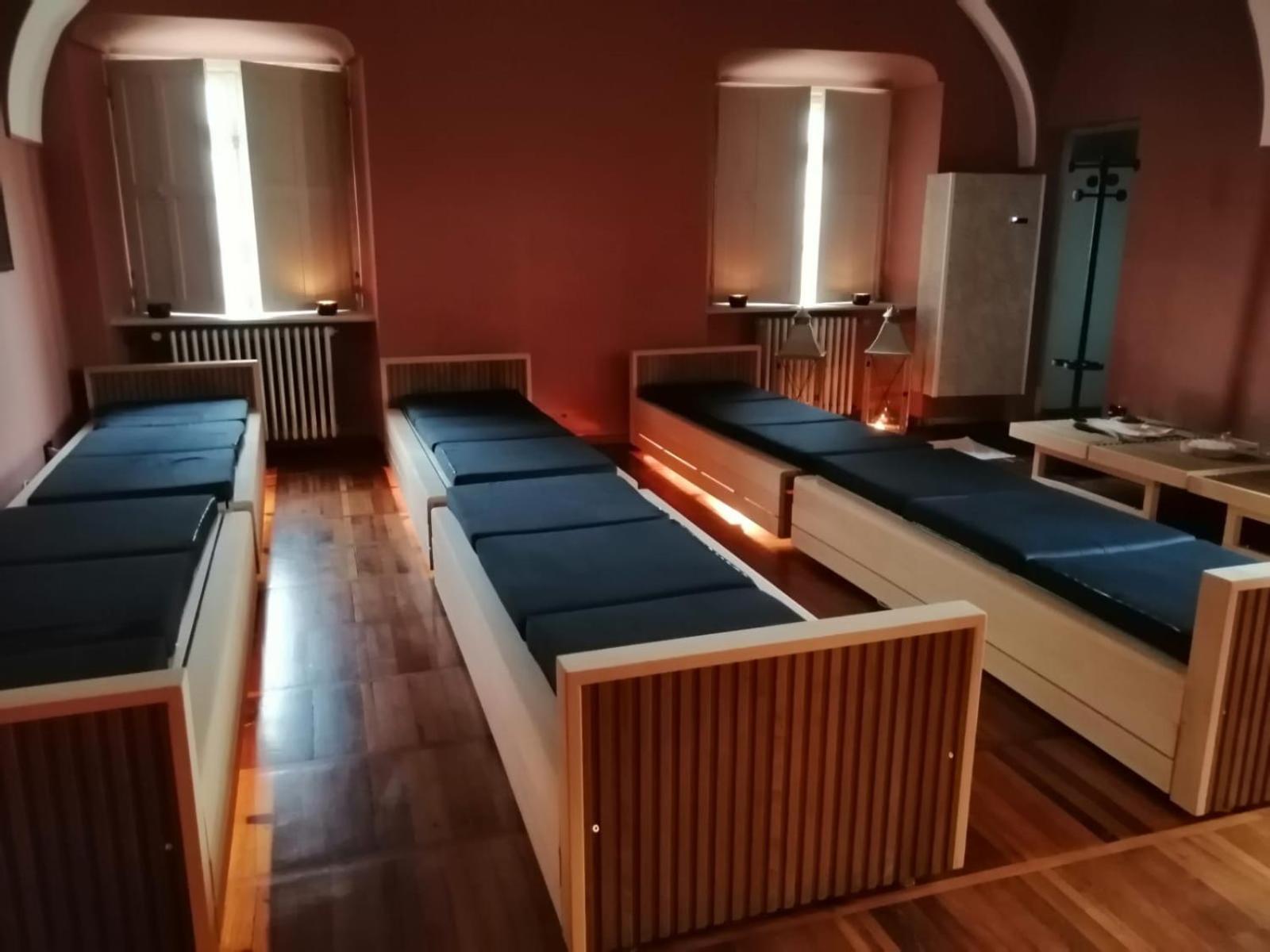 Castello Rosso Hotel Costigliole Saluzzo Ngoại thất bức ảnh